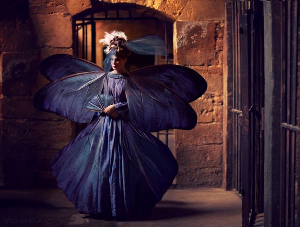 Miss Aniela fotografia surreal fashion modelos animais