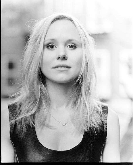 Alison Pill Profile Pics Dp Images