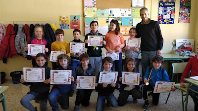  ENTREGA DE DIPLOMAS Y MEDALLAS.