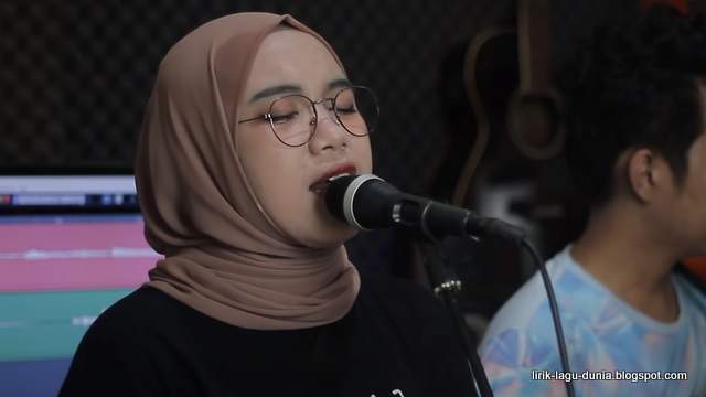 Lirik Lagu Hanya Satu Persinggahan - Indah Yastami Cover