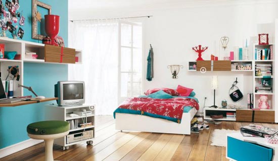 teenage girls bedrooms decorating ideas. A simple room decoration will