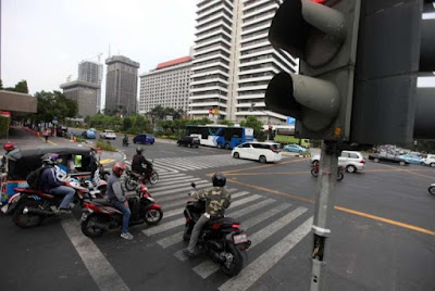 Mobil Pejabat Kena Tilang Elektronik.