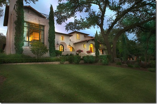 3939 Balcones Austin- facade