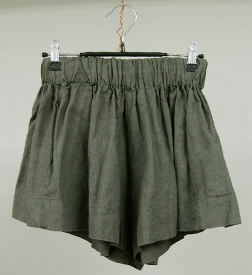 Wide Leg Pleated Shorts