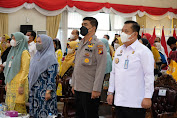 Kapolda Riau Terima Penghargaan Komitmen Pemenuhan Hak Anak Pada Hari Anak Nasional Riau 2022.