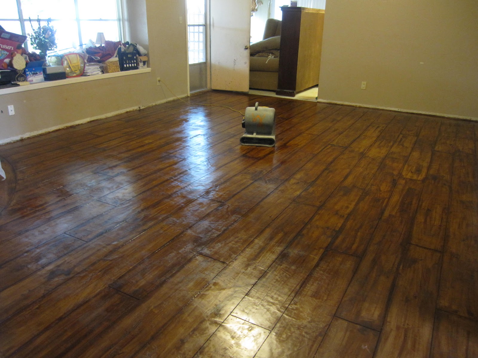 Paint Concrete Floors to Look Like Wood