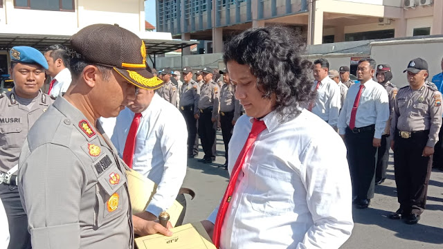 Tangkap Kembali Tujuh Tahanan Kabur, 14 Personil Sat Reskrim Polres Semarang Dapat Reward