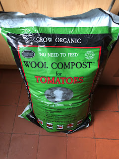 Bag of Dalefoot Wool Compost for Tomatoes - new for this year!