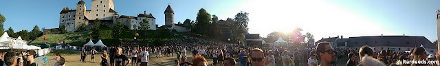 Burg Clam Slash Panorama Woodstock Feeling