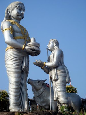 Ravan Giving The Atma Linga To A Boy