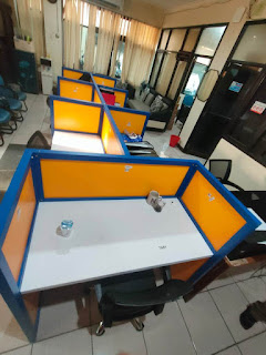 Kontraktor Furniture Meja Partisi Kantor Jumlah Banyak