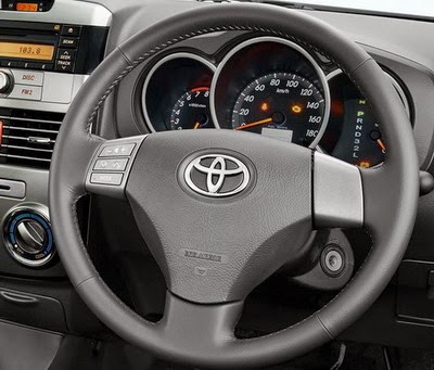 Toyota Rush  TRD  Sportivo  Tetap Percaya Diri Auto Je Jo 
