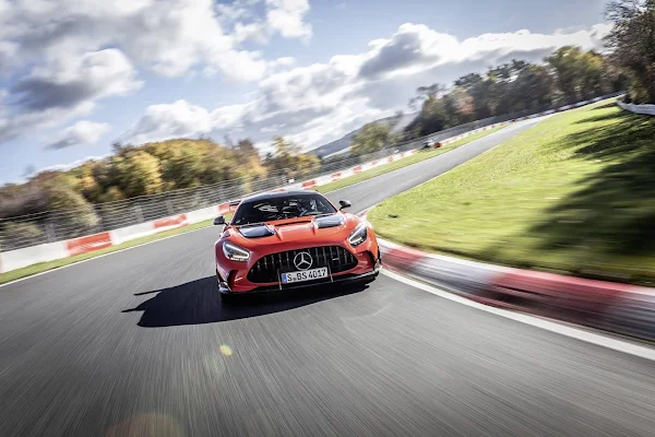 Mercedes-AMG GT Black Series é o mais rápido carro de série em Nürburgring-Nordschleife