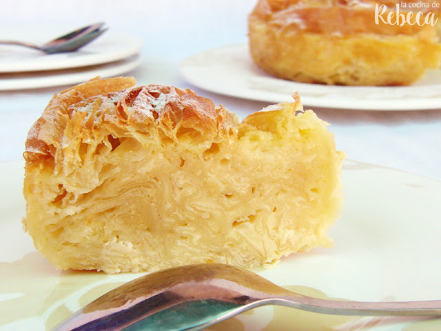 Pastel crujiente de natillas (ruffled milk pie)