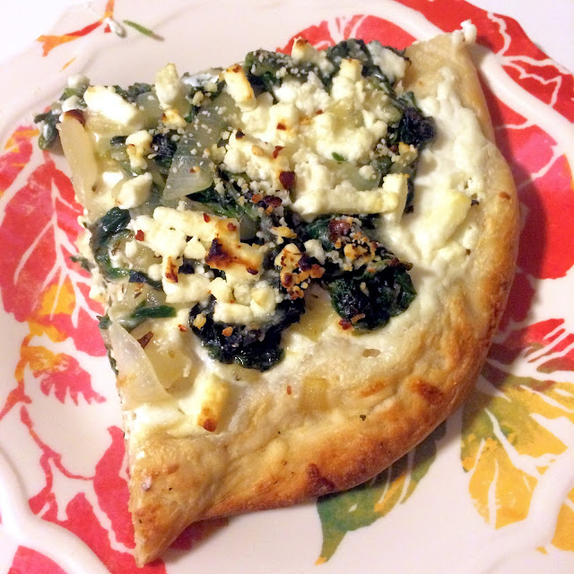 Spinach Ricotta White Pizza | My Name is Sara - mynameissarablog.blogspot.com