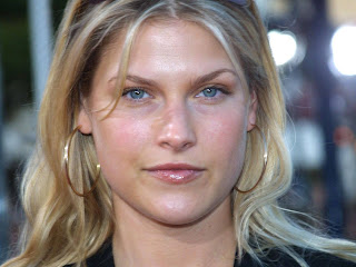 Free non watermarked wallpapers of Ali Larter at Fullwalls.blogspot.com