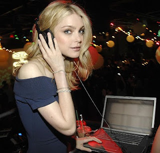 Most Popular Celebrity Jessica Stam from Most Visited Blogs