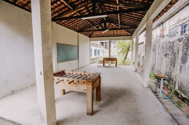 Cícero Lucena assina ordem de serviço para reestruturação de escola no Funcionários I