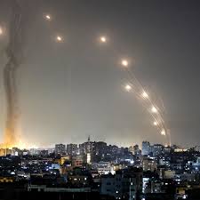 رسائل نارية بين غزة وإسرائيل تنذر بحرب طاحنة