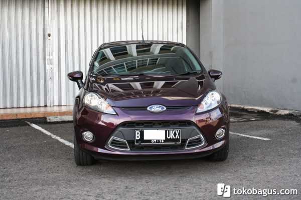 Ford Fiesta S 1.6 Matic 2011 Red Wine / Merah Anggur 