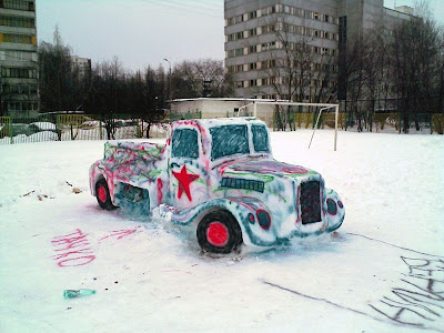 Snow Art Car from Russia