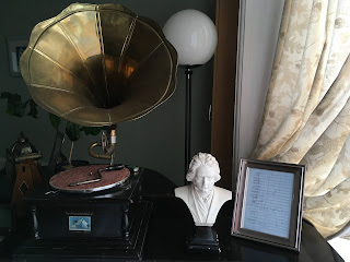 HMV gramophone