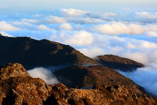 sunset at sandakphu