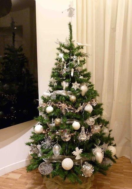 50 Desain Pohon Natal Yang Menarik Untuk Perayaan Natal