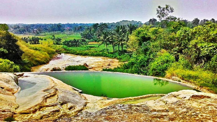 Pemandian Air Panas Tirta Sanita Ci Seeng Bogor