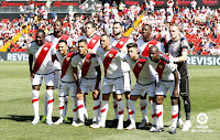 RAYO VALLECANO DE MADRID - Temporada 2018-19 - Abdoulaye Ba, Gorka Elustondo, Jordi Amat, Luis Advíncula y Alberto; Giannelli Imbula, Álvaro García, Óscar Trejo, Raúl De Tomás, Álex Moreno y Kakuta. RAYO VALLECANO DE MADRID 1 (Raúl De Tomás) DEPORTIVO ALAVÉS 5 (Ximo Navarro, Ibai Gómez 2, Calleri, Burgui). 22/09/2018. Campeonato de Liga de 1ª División, jornada 5. Madrid, estadio de Vallecas.