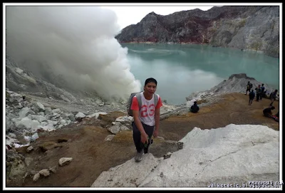 Mengejar Blue Fire Di Kawah Ijen, Surabaya