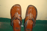 SANDAL COKLAT (TEGURAN DARI ALLAH)