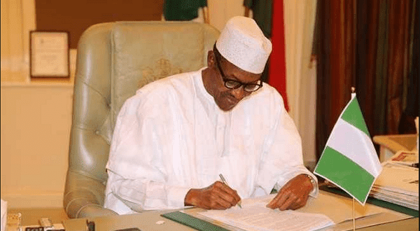 BREAKING!!! President Buhari just signed Recruitment of 50,000 Graduates and 30,000 Non Graduates To assist do away with Poverty within the nation - follow Now