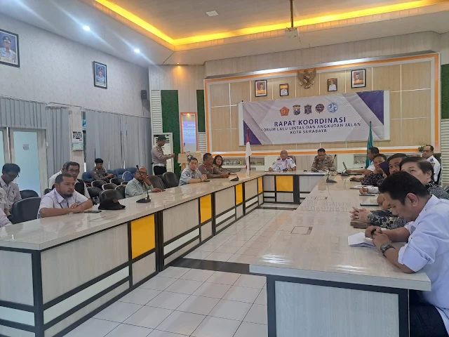 Tim Forum Koordinasi Lalu Lintas (FKLL) Kota Surabaya