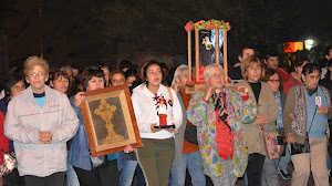 La comunidad del barrio Norte de Sumampa recibe a peregrinos de Santa Rita en sus fiestas patronales.