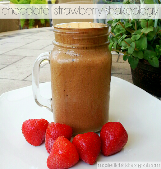 Chocolate_Strawberry_Shakeology_Moxie_Fit_Chick