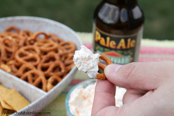 Irresistible Beer Cheese Dip - Only 4 ingredients - You won't be able to stop eating this dip!