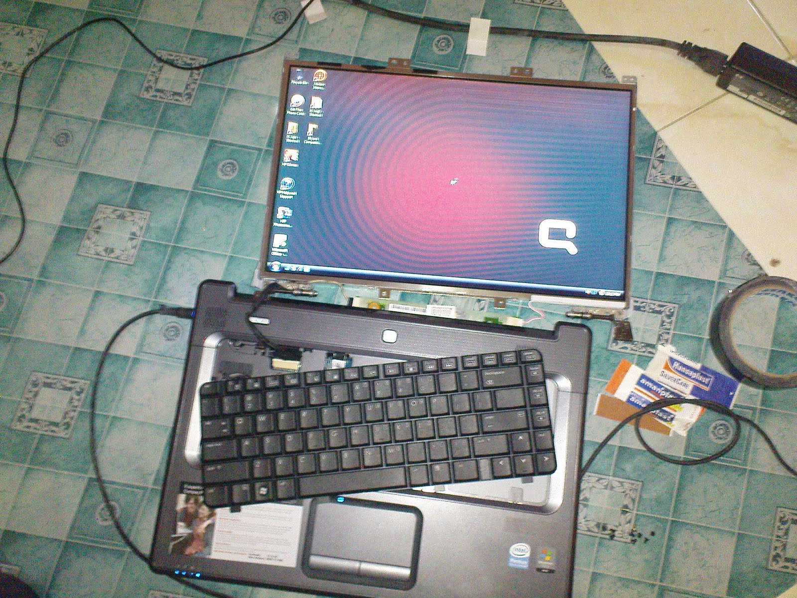 LCD COMPAQ Lepas