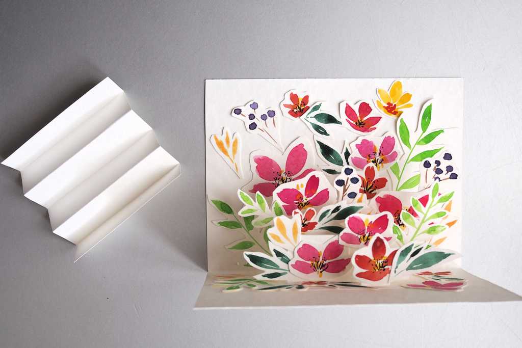 Carte fleurs aquarelle pop-up