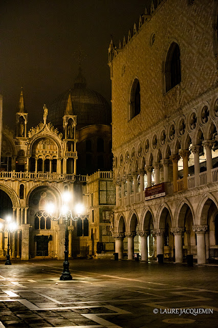 Photos de Venise de nuit, sous la brume  Laure Jacquemin