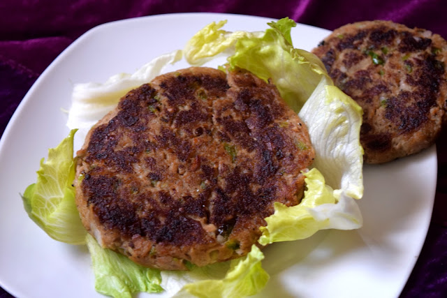 Tuna Burger, tuna patties