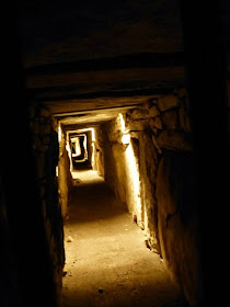 Tombe Néolithique de Knowth Irlande