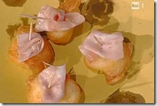 Gnocchi fritti con stracchino e mortadella