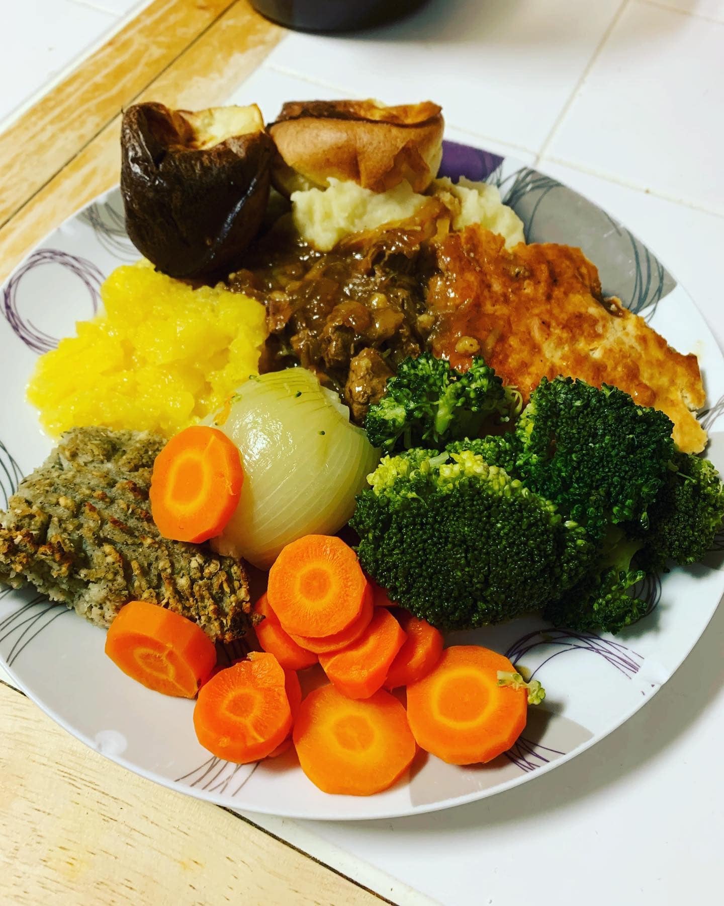 Recipe - Meat & potato pie with broccoli