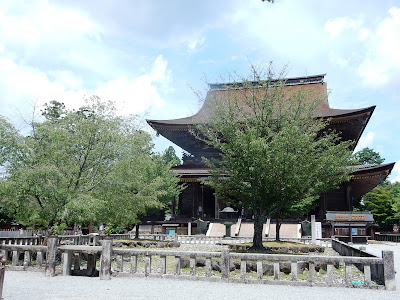  金峯山寺四本桜