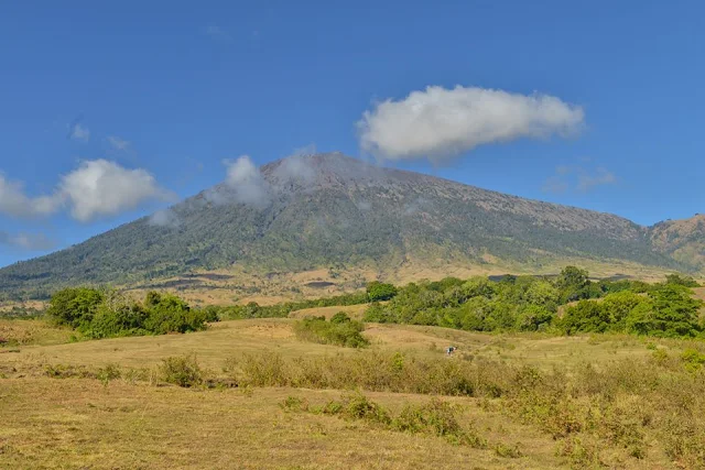 Pendakian Rinjani dari Rute Sembalun