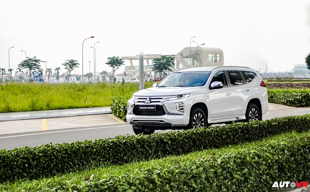 Mitsubishi Pajero Sport 2020