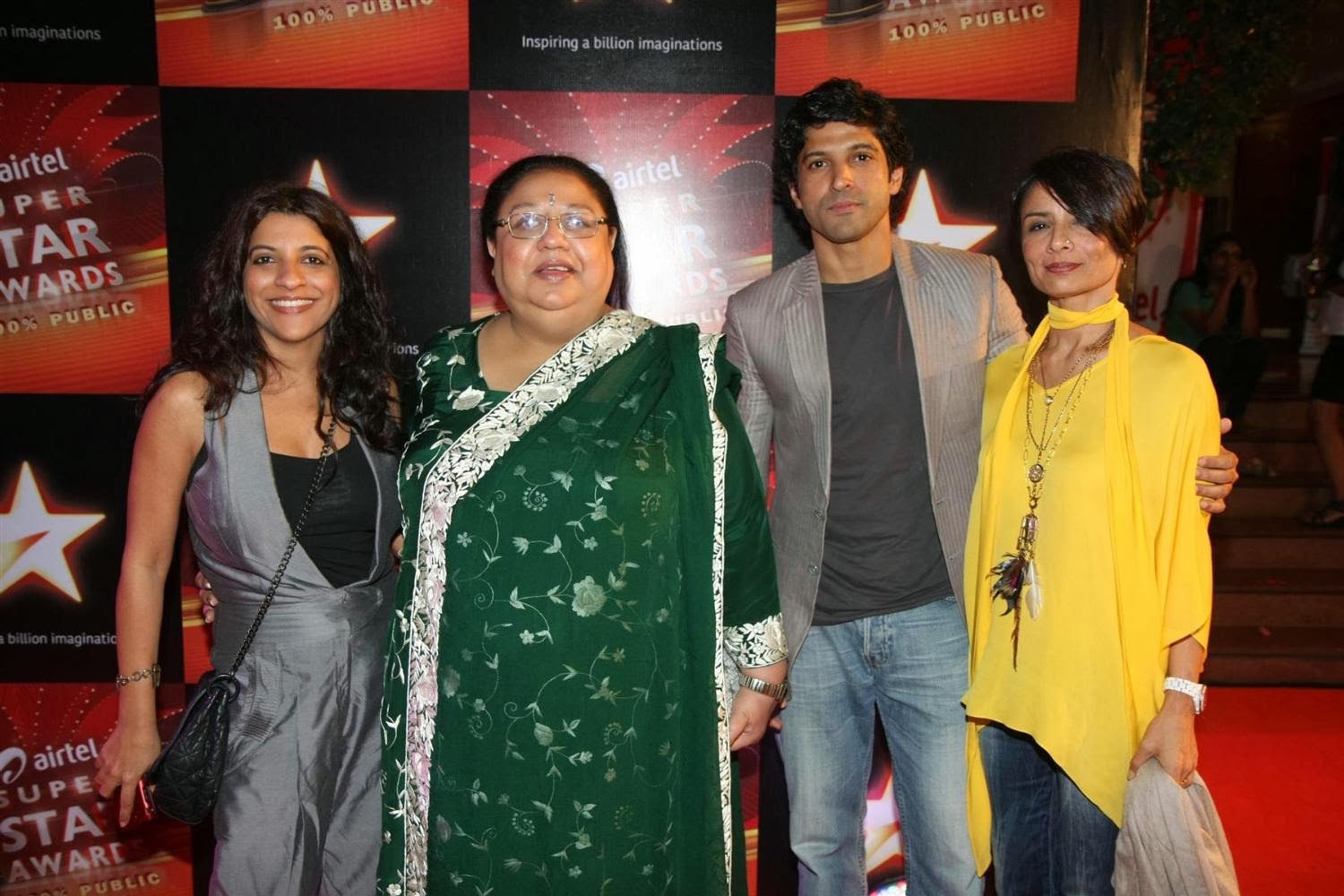 Bollywood Actor & Director Farhan Akhtar with Ex-Wife Adhuna Akhtar (Adhuna Bhabani Akhtar), Elder Sister Bollywood Director & Writer Zoya Akhtar & Mother Bollywood Writer Honey Irani | Bollywood Actor & Director Farhan Akhtar Family Photos | Real-Life Photos