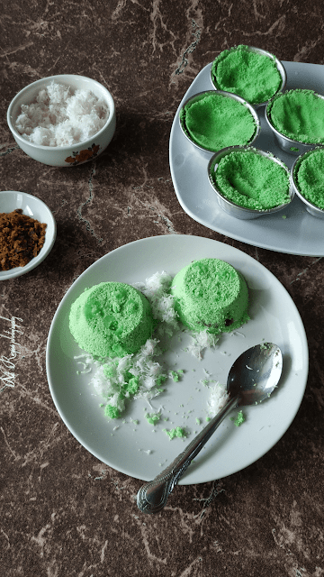 Kue putu mangkok @NetiRecipes