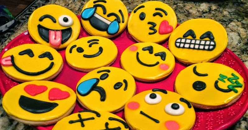 RESEP ASYIK: Resep Membuat Kue Kering Karakter Emoticon Mudah
